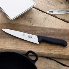 Victorinox Fibrox Carving Knife 19cm
