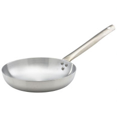 Genware Aluminium Omelette Pan 20cm