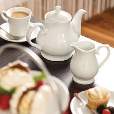 Titan White Contemporary Teapot 32oz/920ml (Pack of 6)