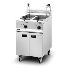 Lincat OE8113/OP2 Opus 800 Electric Free-standing Twin Tank Fryer with Pumped Filtration 2 Baskets