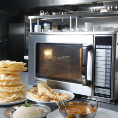 Sharp R24AT Commercial Microwave Programmable 1900w