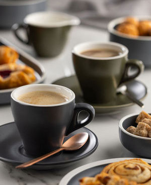 Barista crockery